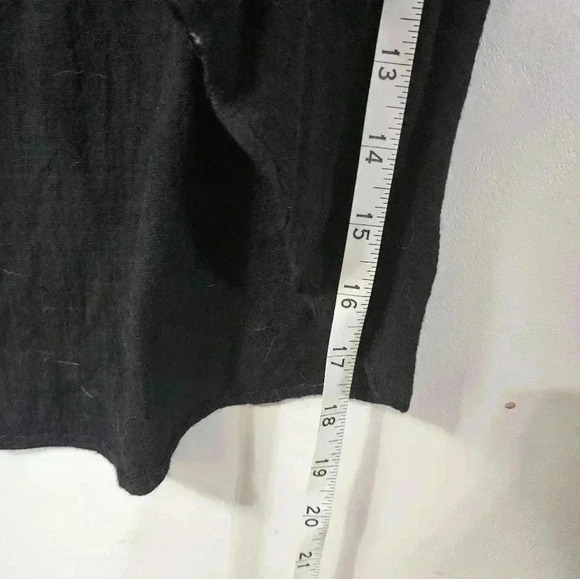 Womens plus size black blouse! - Picture 6 of 7